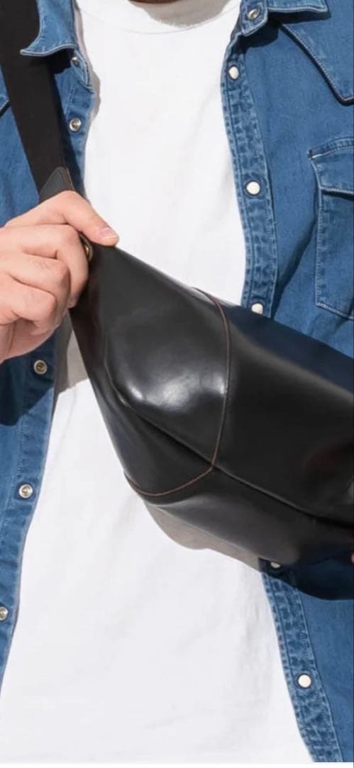 ☆ARTBROWN ボディバッグ クロムエクセル　茶芯ブラック