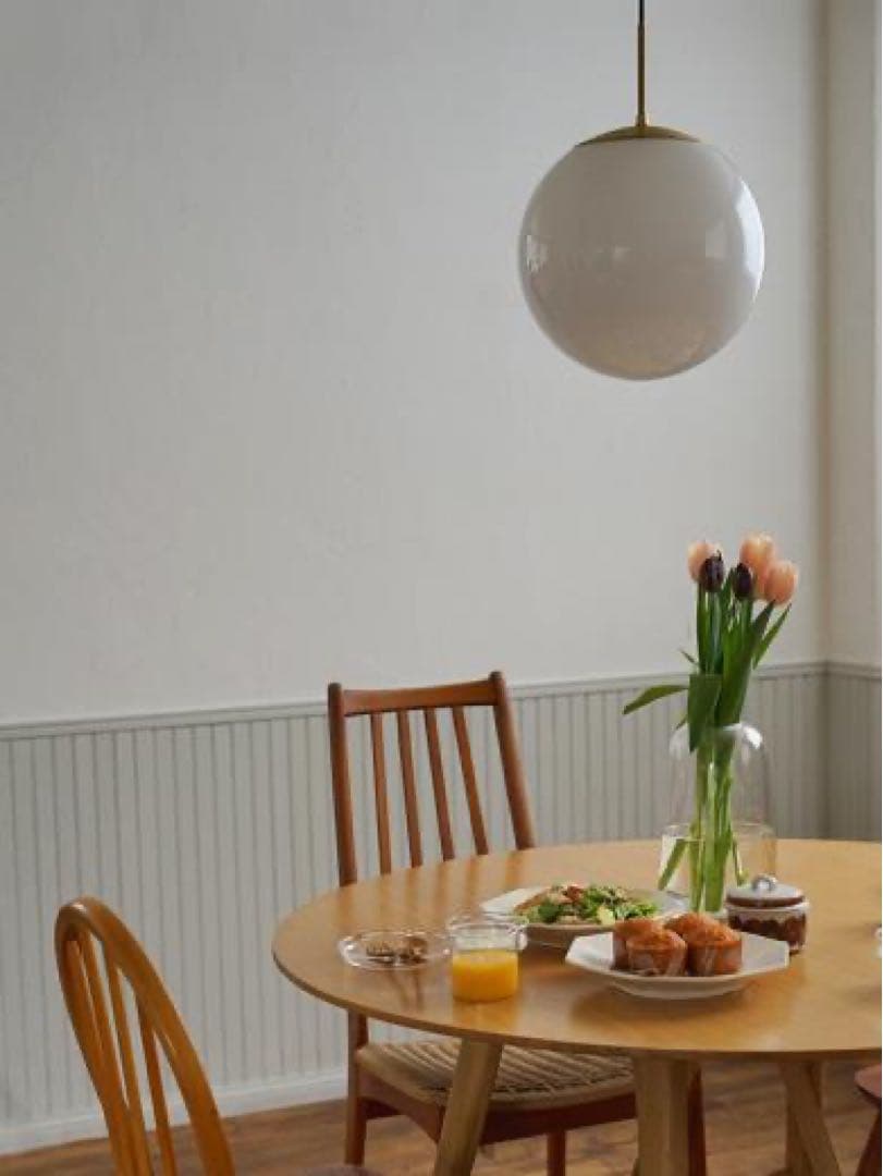 ホワイトガラス ペンダントライト ゴールド