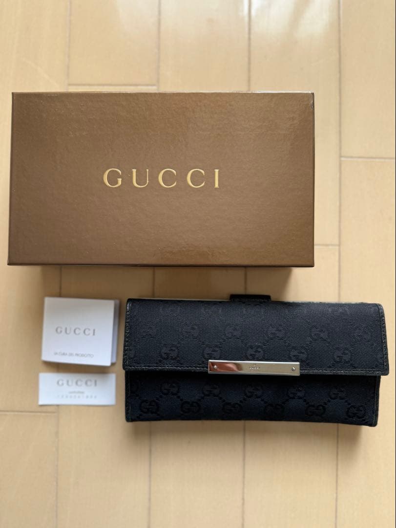 GUCCI 長財布　二つ折り財布　美品