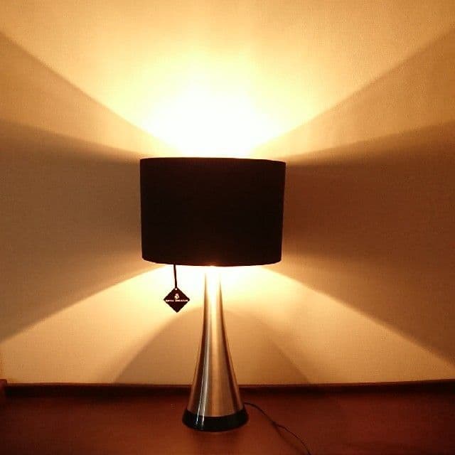 美品！ロイヤルドルトン☆タッチ式テーブルランプ