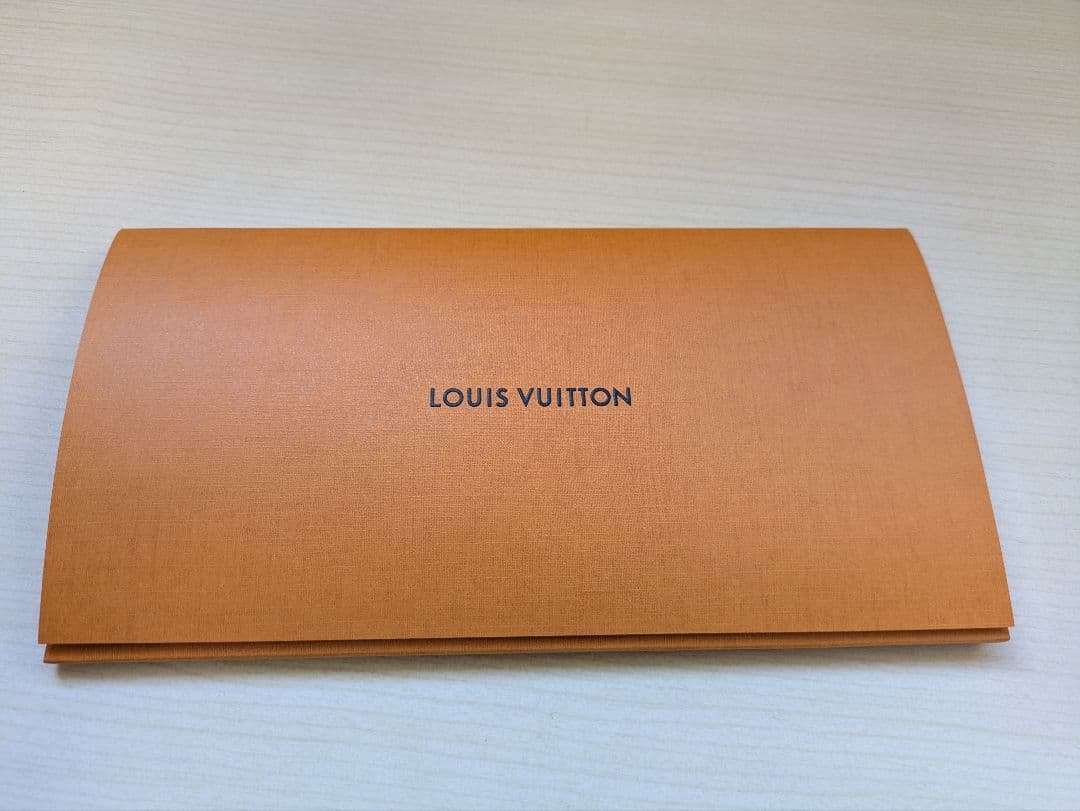 LOUISVUITTON マフラー　ルイ・ヴィトン　エシャルプ・カーディフ