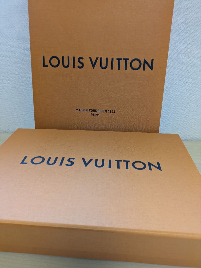 LOUISVUITTON マフラー　ルイ・ヴィトン　エシャルプ・カーディフ