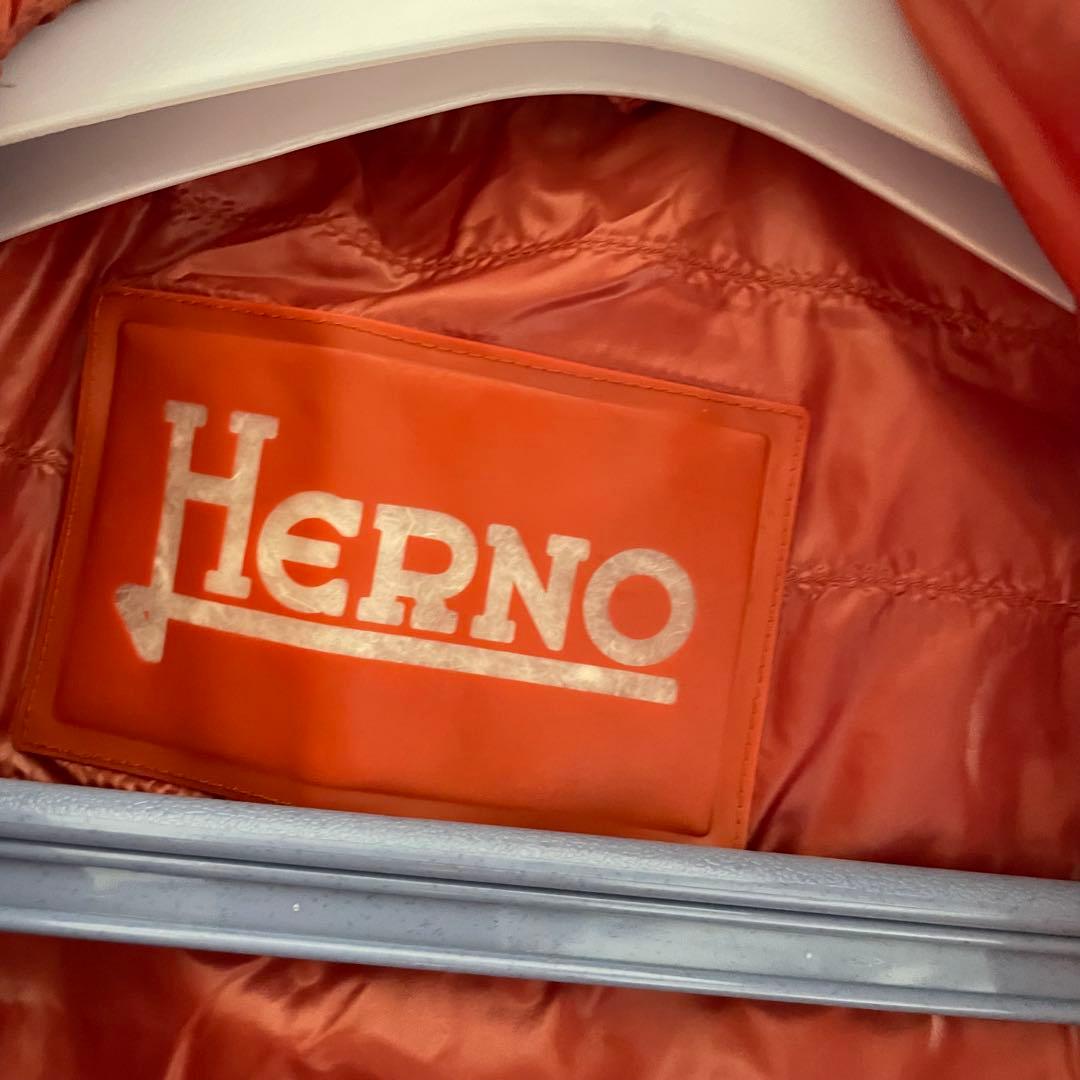 ヘルノ　ダウン　ベスト　ユニセックス　メンズS レディースL 44