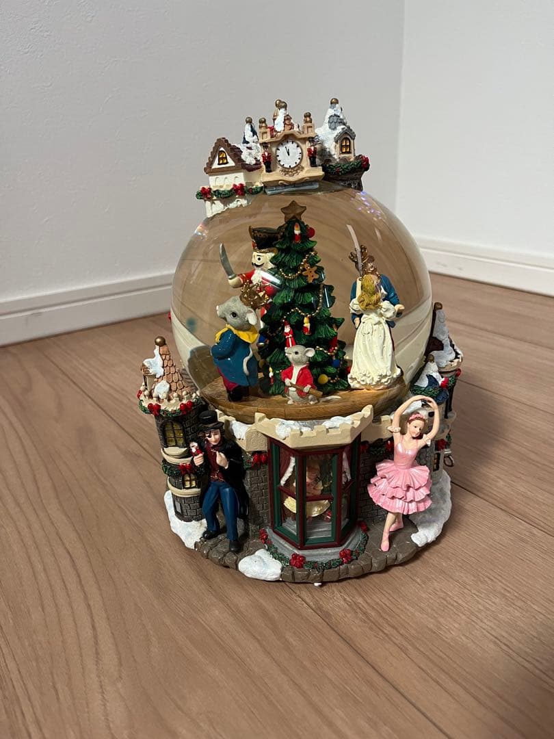 クリスマス スノードーム KIRKLAND