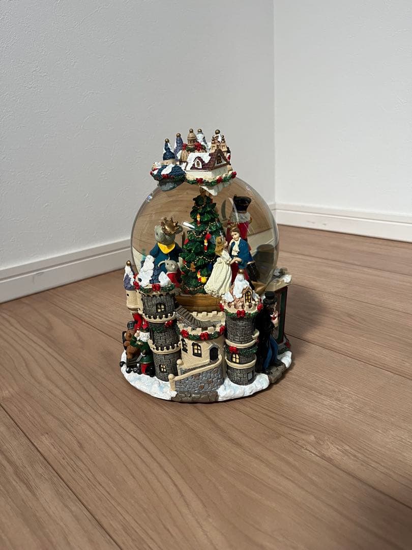 クリスマス スノードーム KIRKLAND