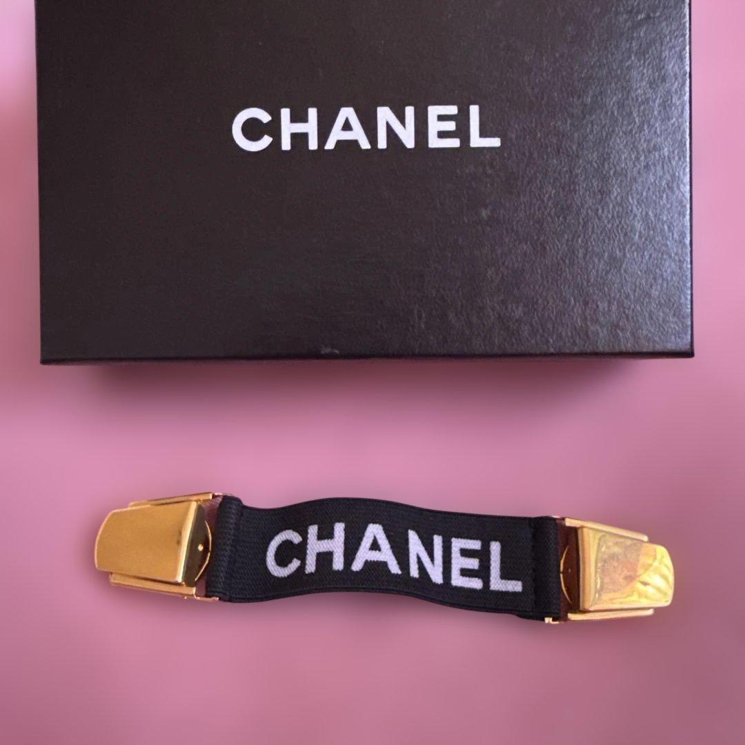 CHANEL アームサスペンダー ブラック ゴールド　ヴィンテージ