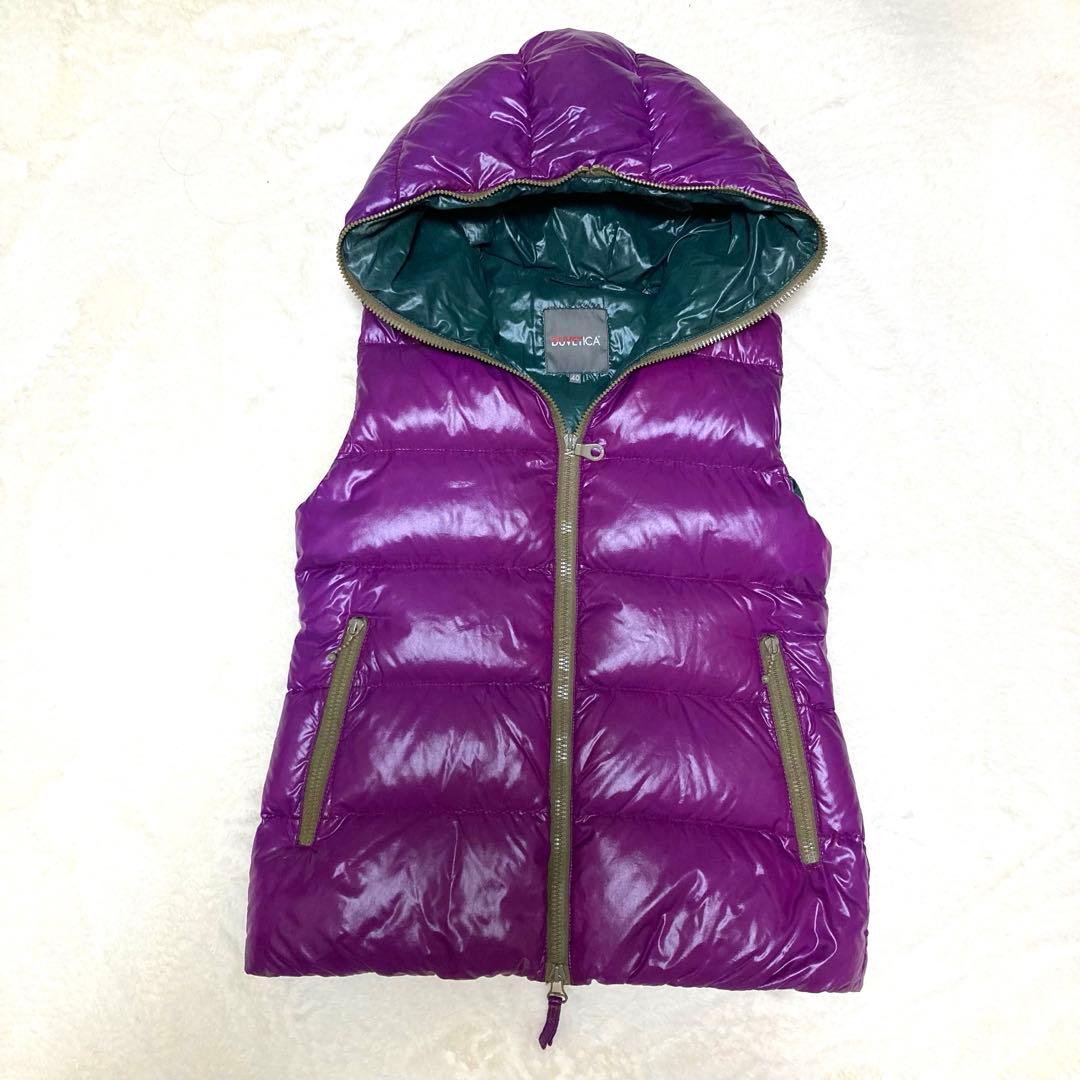 【極美品】DUVETICA デュベティカ　フード付　高級ダウンベスト　紫　大人気