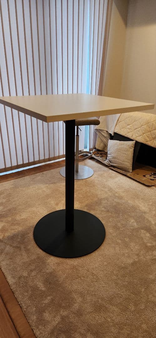 送料込 Boconcept カウンターテーブル ホワイト