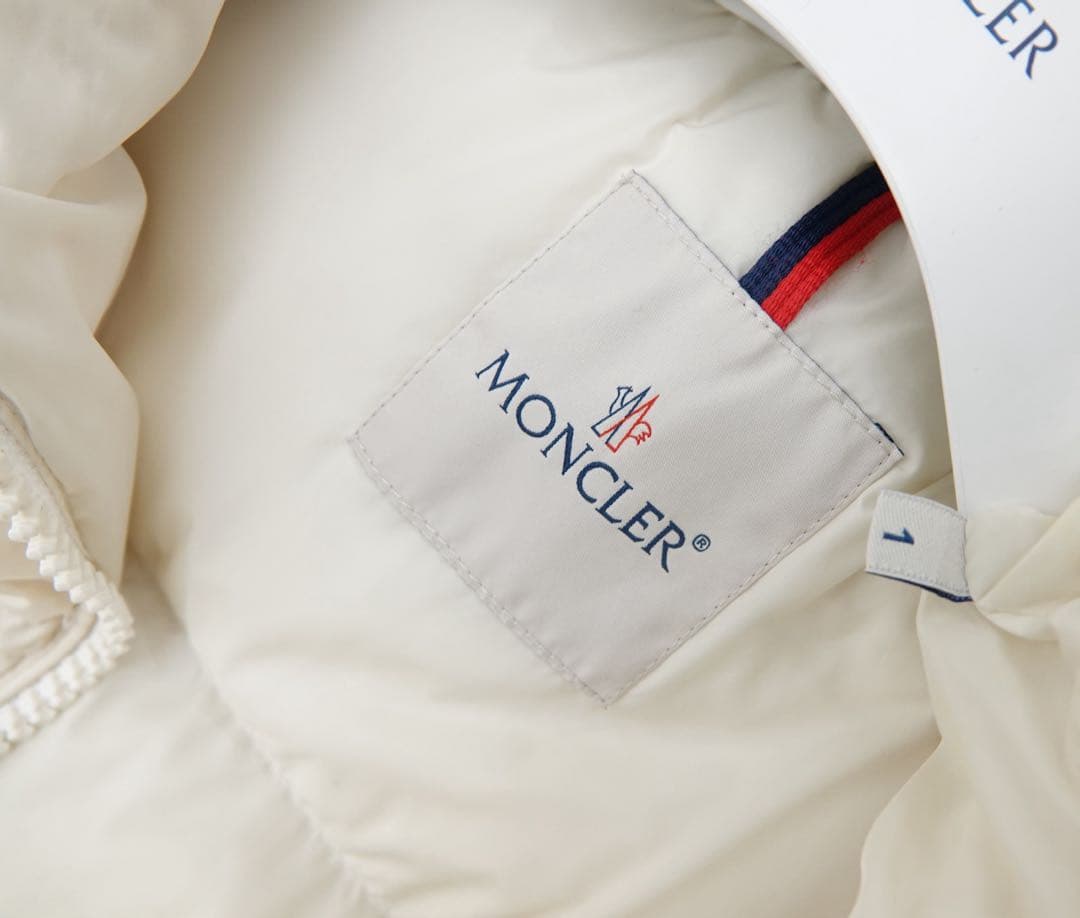 モンクレール NESEA ダウン ジャケット 1 白