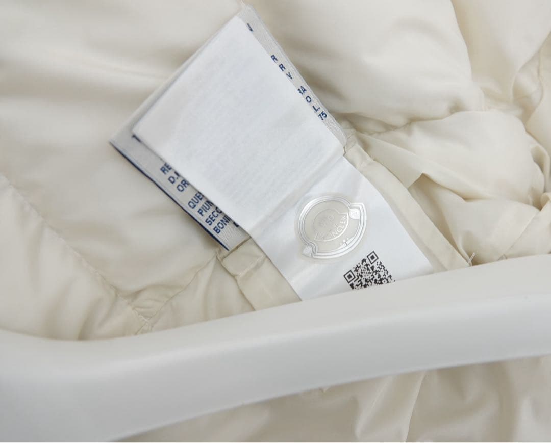 モンクレール NESEA ダウン ジャケット 1 白