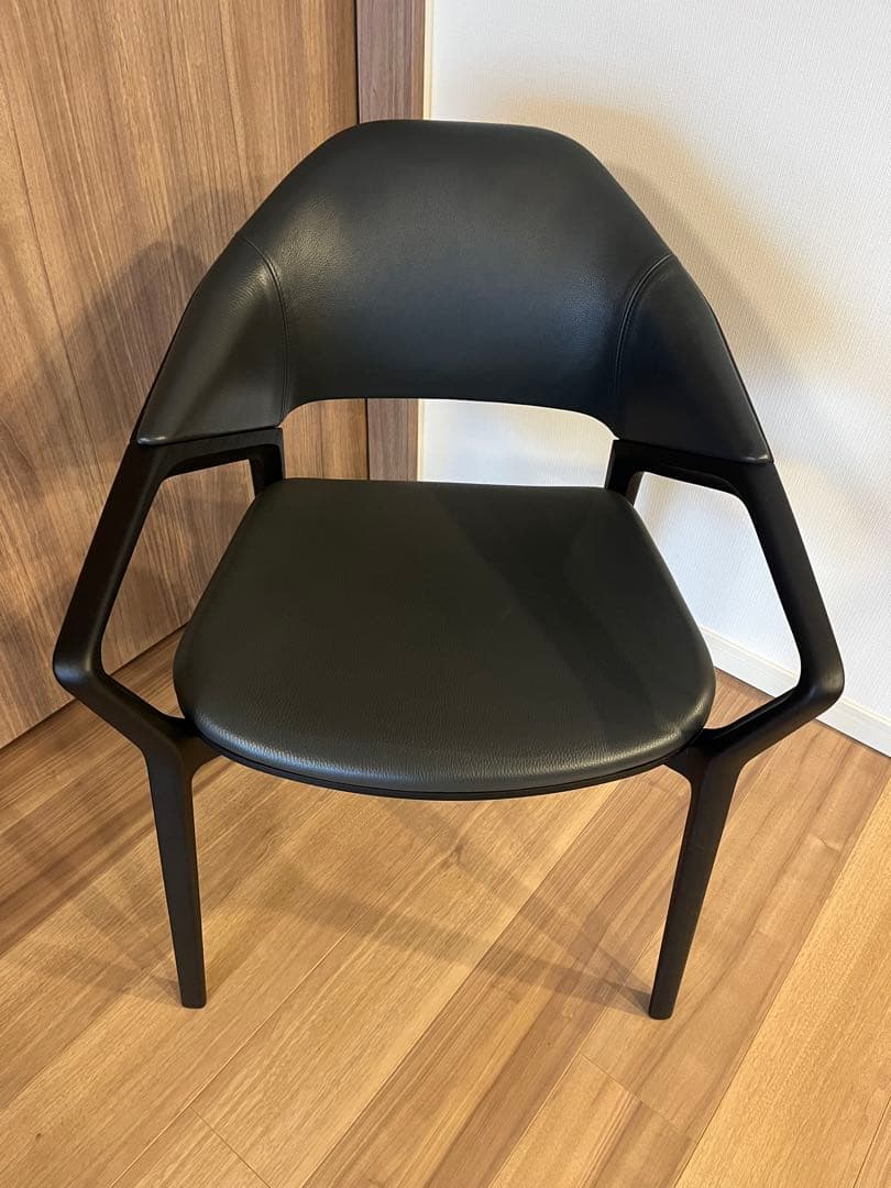【極美品】Cassina 133 ICO アームチェア（52.8万円）