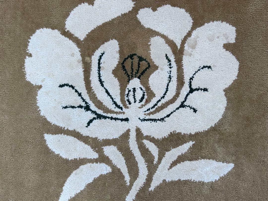 鍋島緞通 新鍋島 吉島敷物 座布団 牡丹B-1 金茶地　-350-