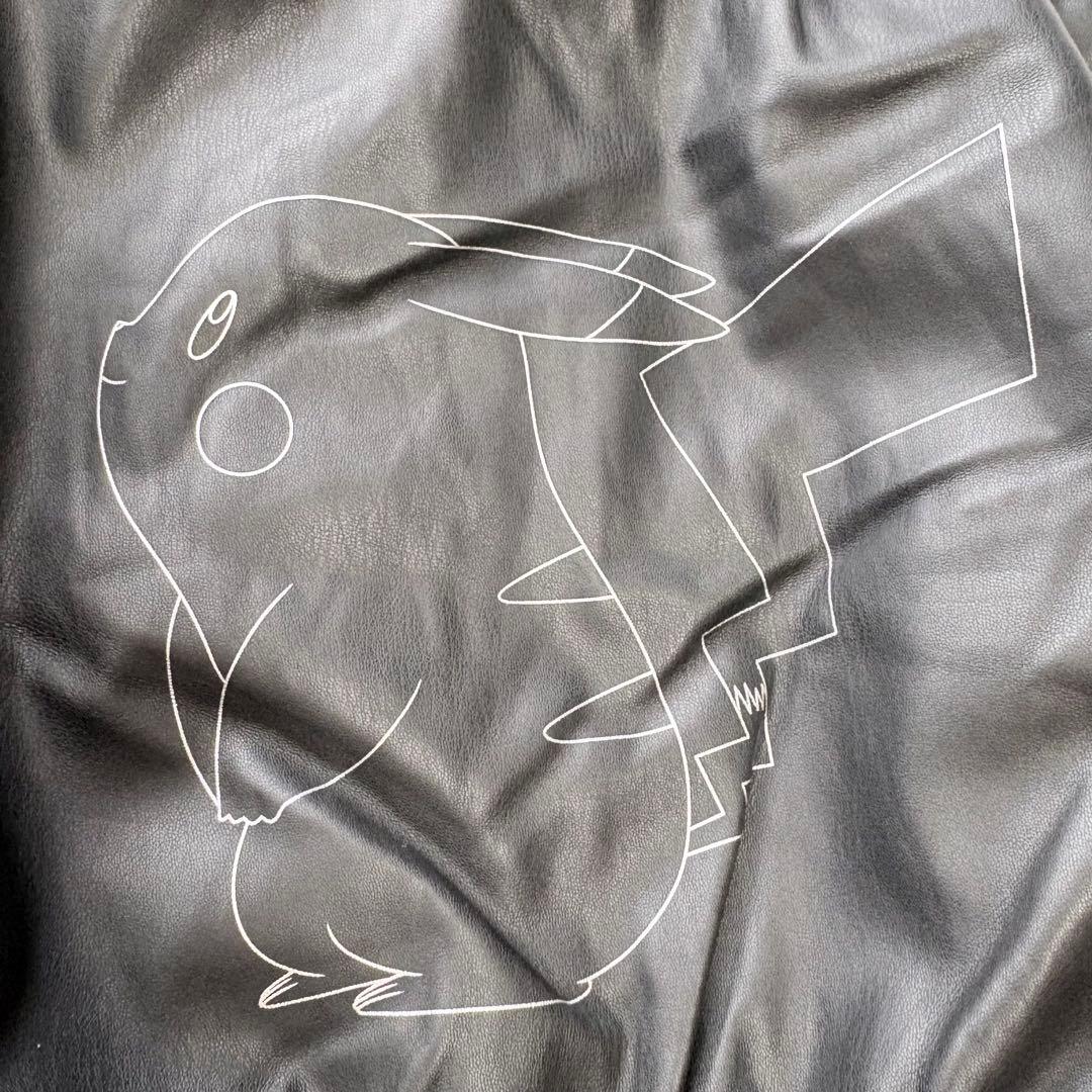 タグ付き未使用✨ジーナシス ポケモンコラボ 中綿ヴィーガンレザージャケット 黒F