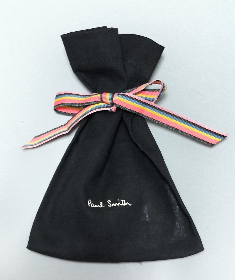 Paul Smith ポールスミスロゴピアスブラック２個　袋付き