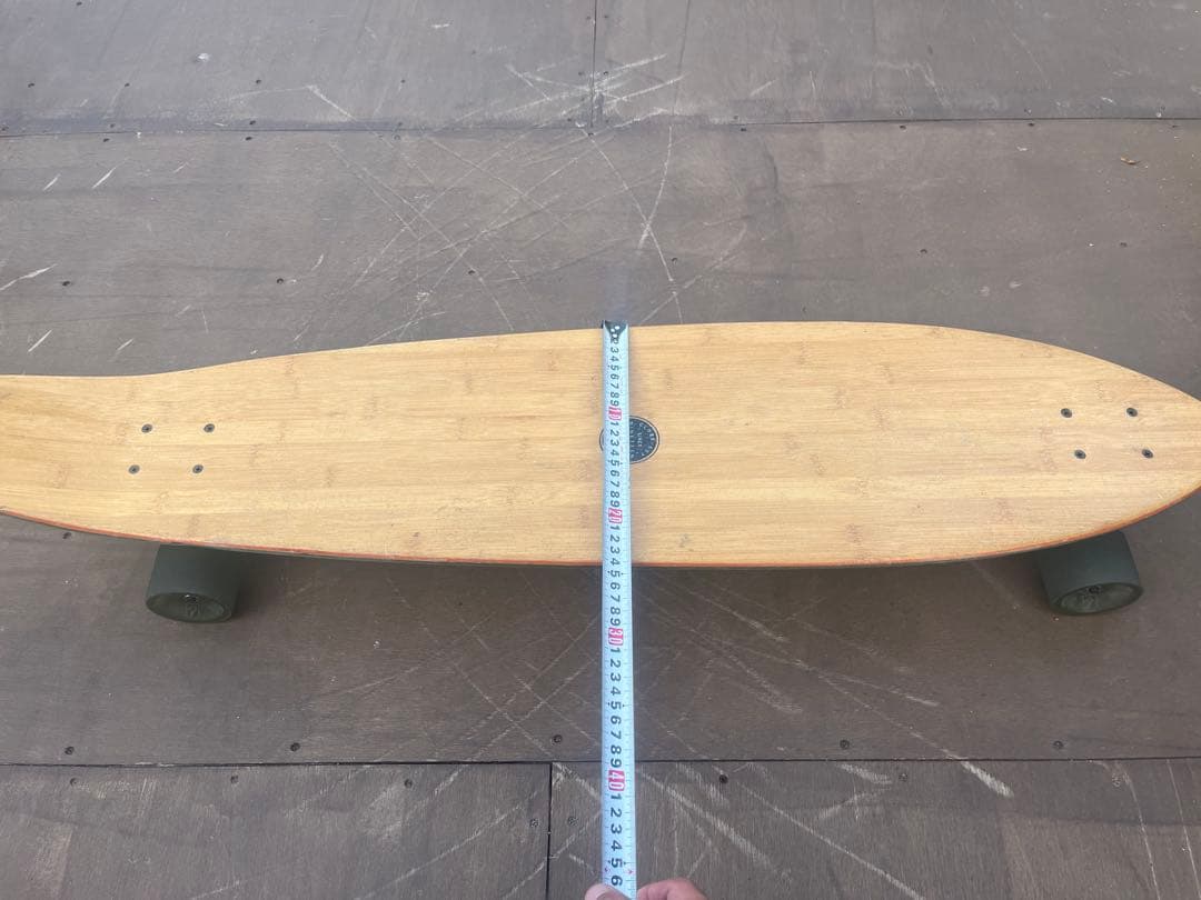 ロングスケートボード