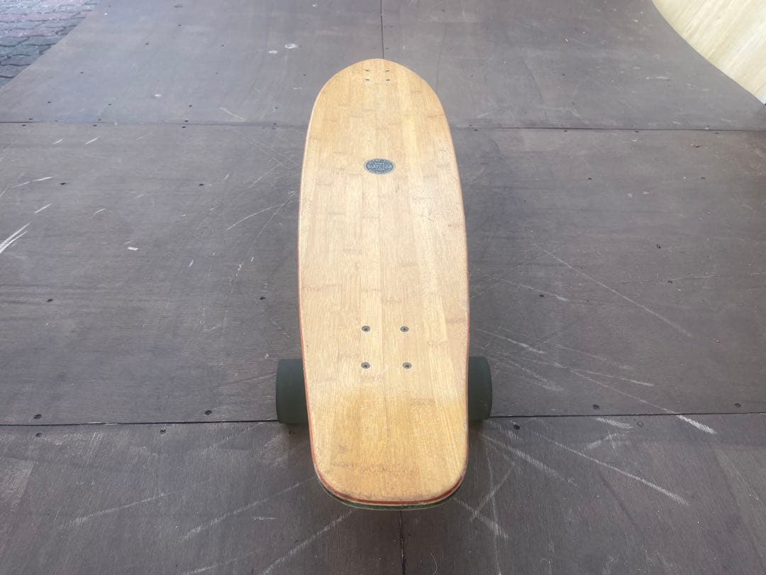 ロングスケートボード