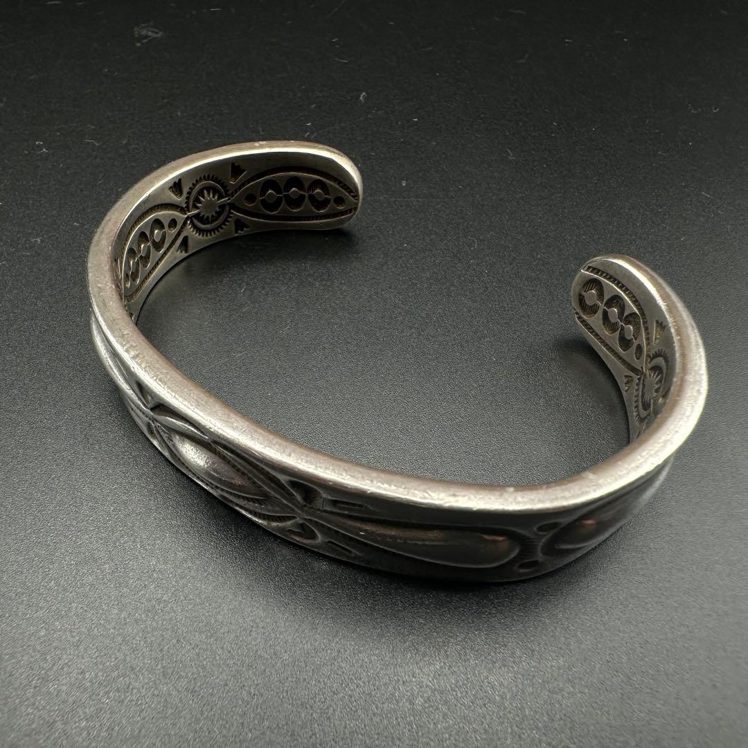 Navajo RAY ADAKAI スタンプワーク　ヘビーゲージ　バングル