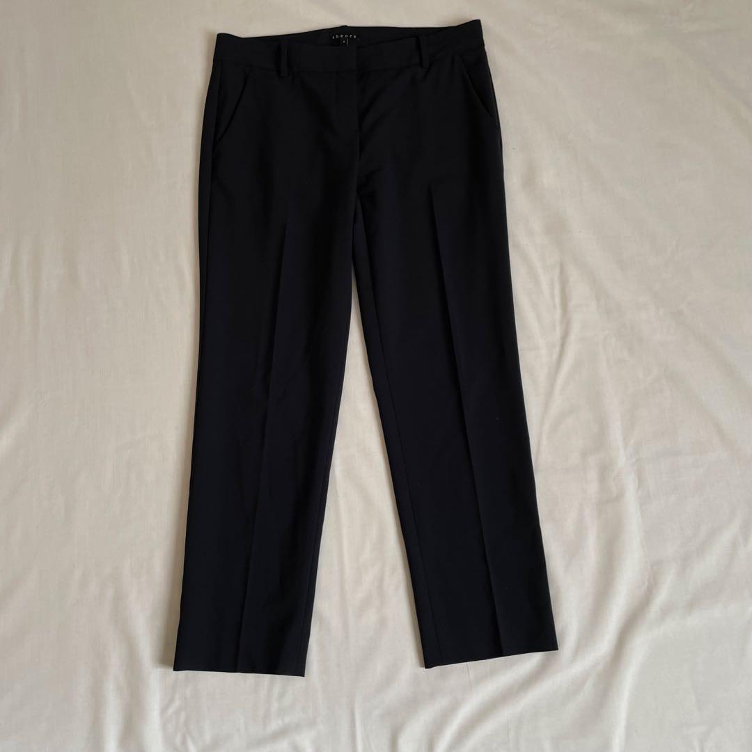 theory セオリー ノーカラー　パンツスーツ　ネイビー