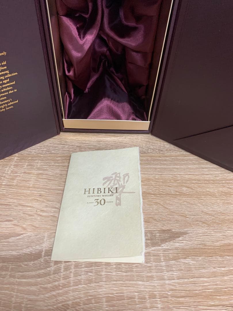 サントリー 響 30年 ウイスキー 空箱のみ
