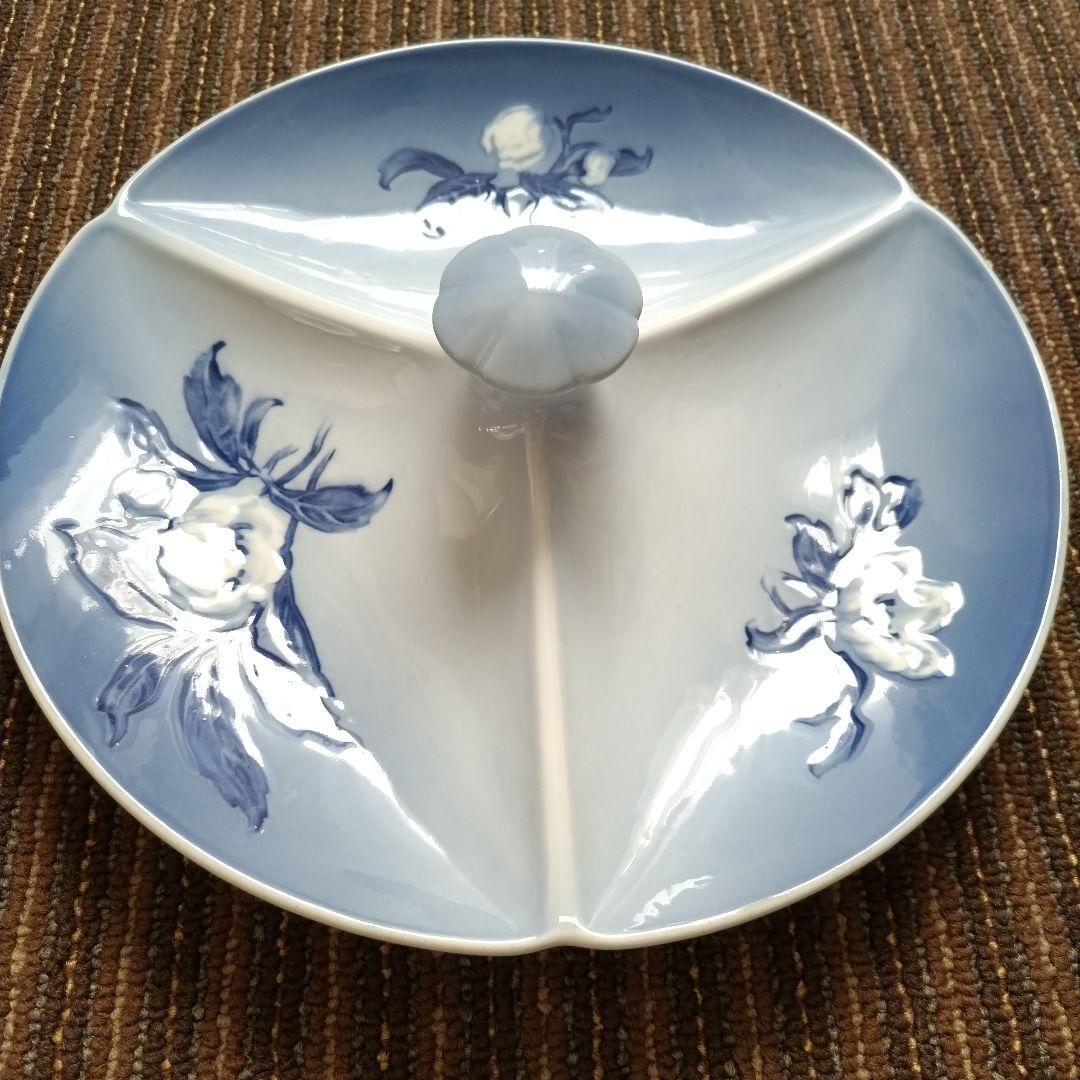 ビングオーグレンダール　クリスマスローズ　３セクションサービングトレイ