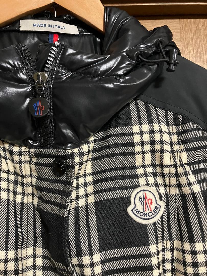 MONCLER チェック柄ダウンベスト　サイズ3