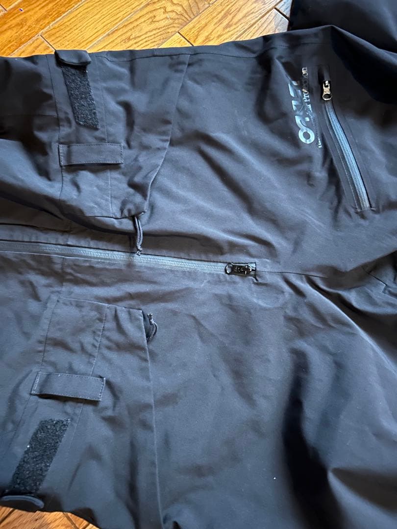 Oakley オークリー　スノボ/スキーウェア　上下セット（下ビブ）