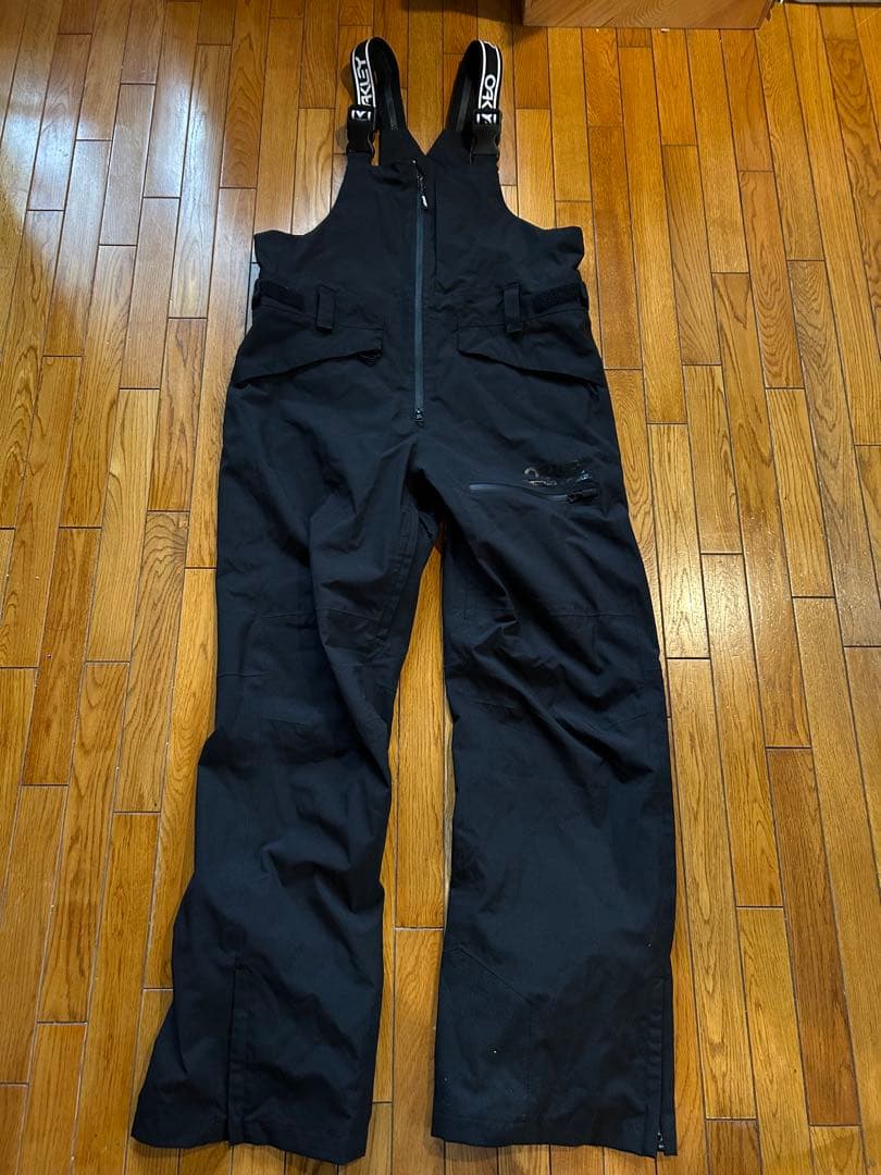 Oakley オークリー　スノボ/スキーウェア　上下セット（下ビブ）