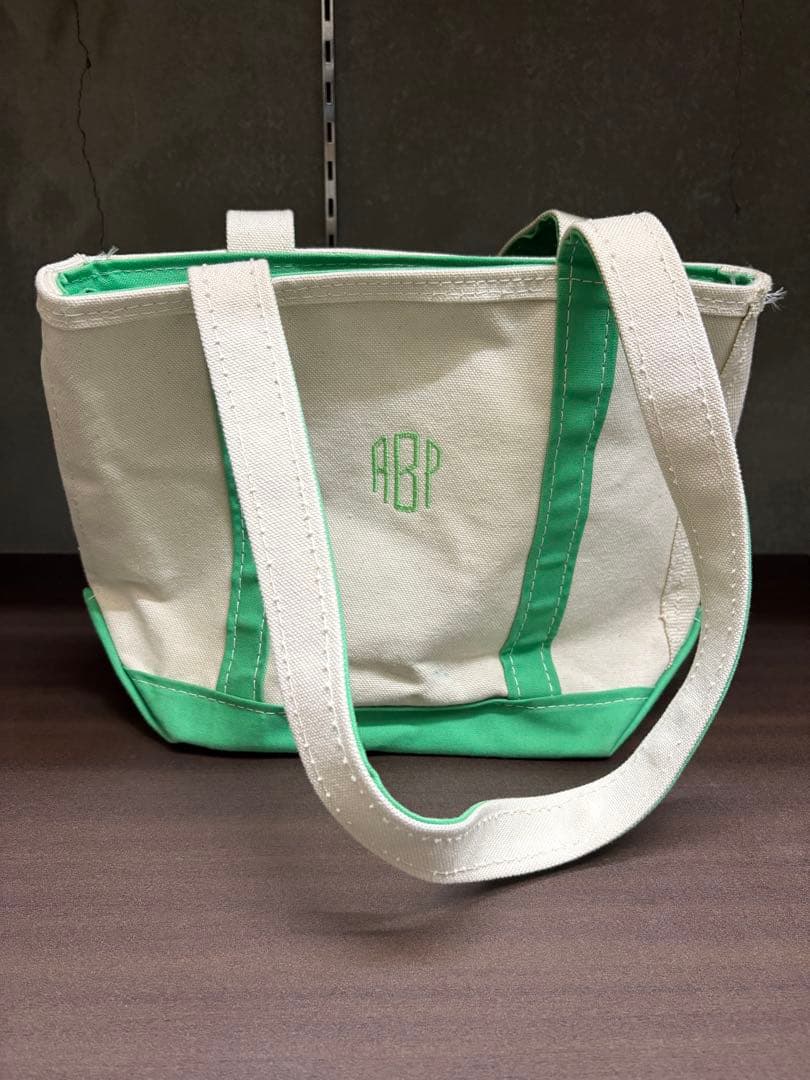 L.L.Bean ABP刺繍トートバッグ アイボリー/ライムグリーン