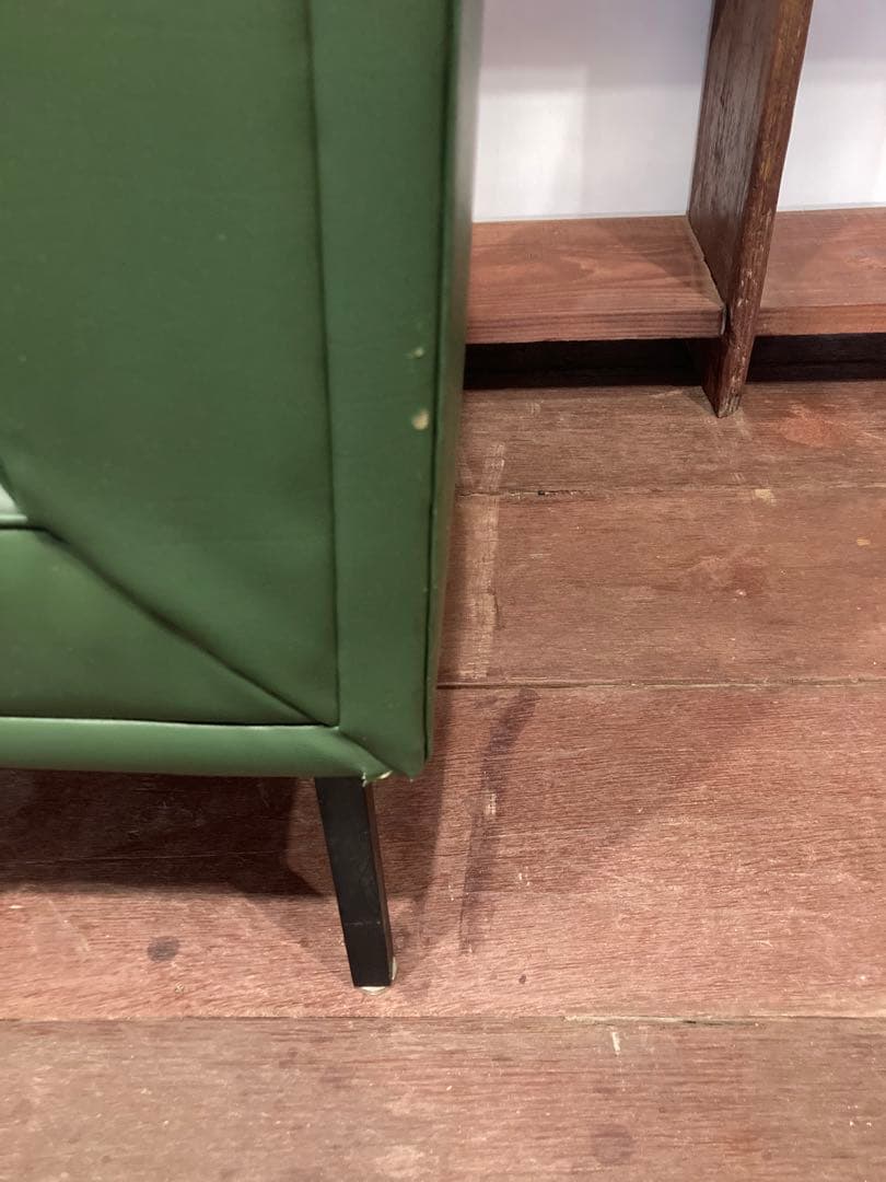 ☆ビンテージ☆オフィスソファ☆緑と黒がお洒落☆2脚セット