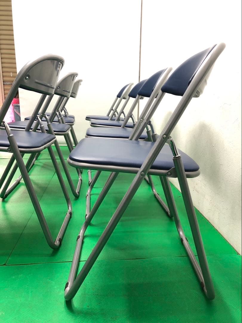 ☆引き取り限定販売☆折りたたみ椅子　8脚セット　紺