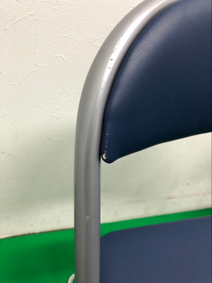 ☆引き取り限定販売☆折りたたみ椅子　8脚セット　紺