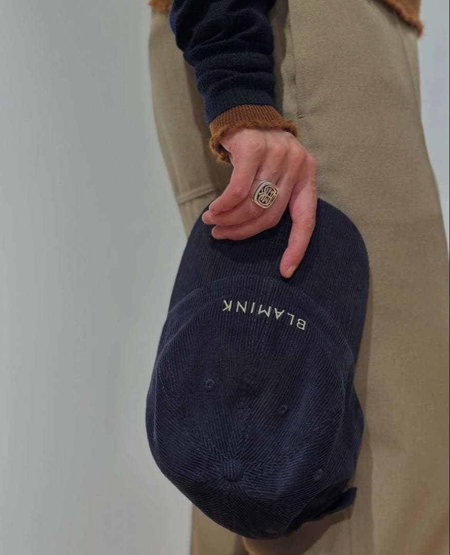 新品♡BLAMINK♡ネイビー♡コーデュロイ♡ベースボールキャップ