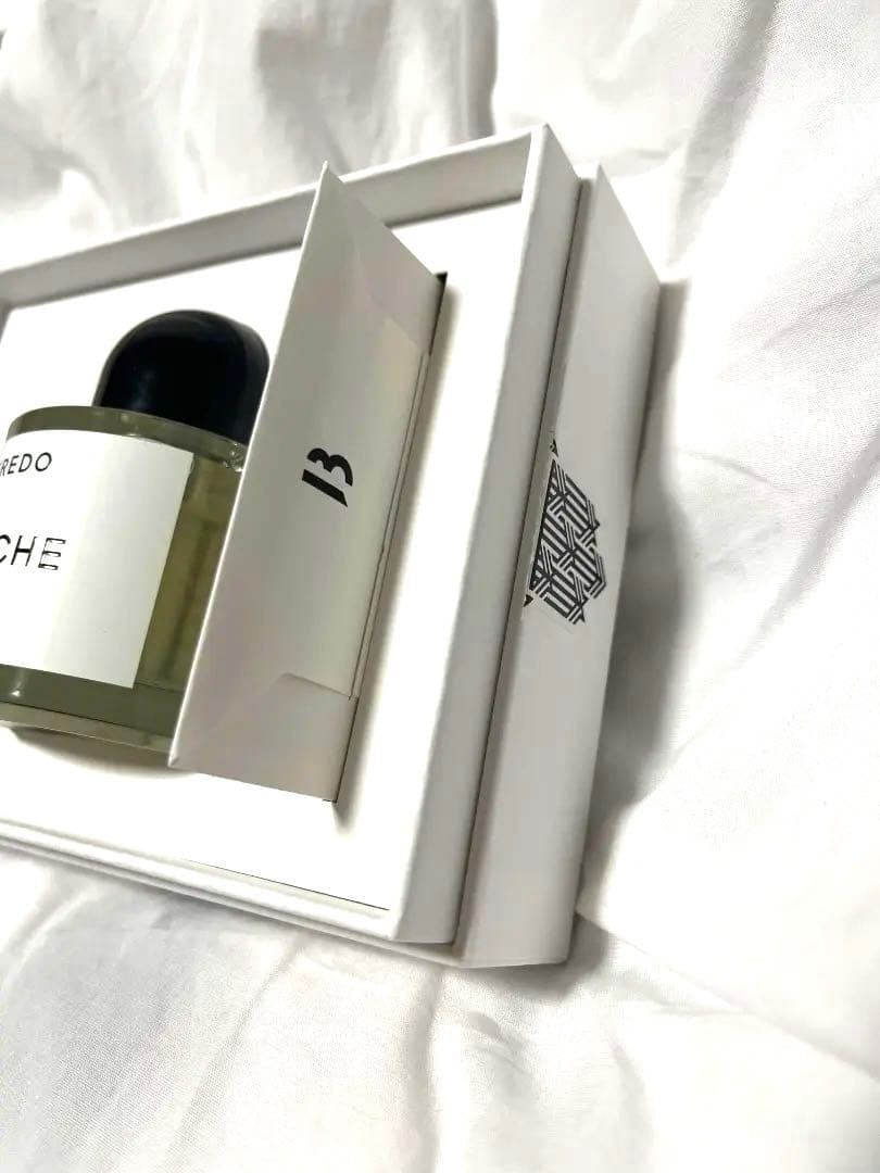 香水(女性用) BYREDO BLANCHE Eau de Parfum