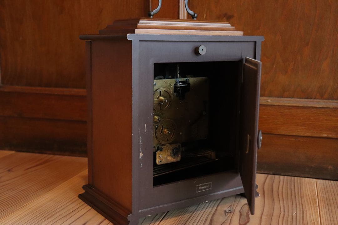 Hermle ヘルムレ 置時計 古時計  機械式 手巻き 南ドイツ ヴィンテージ