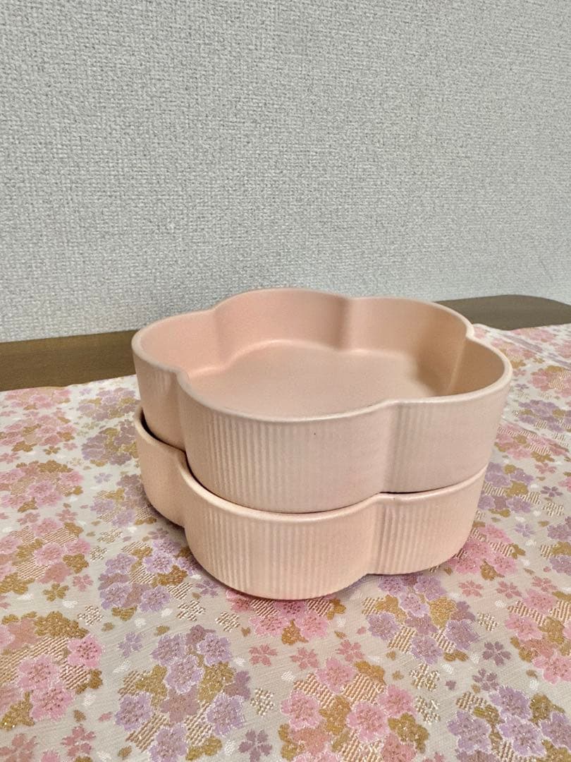 【ぴぴまる様】梅型磁器のお重　2点