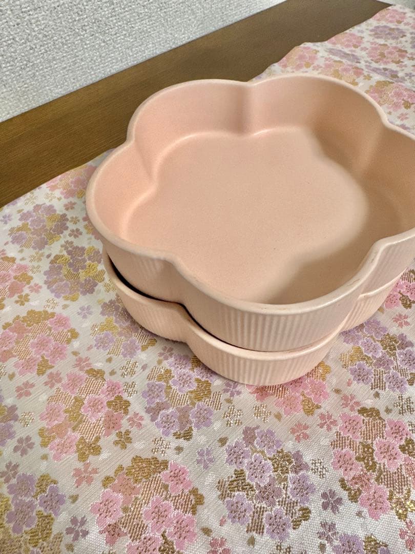 【ぴぴまる様】梅型磁器のお重　2点