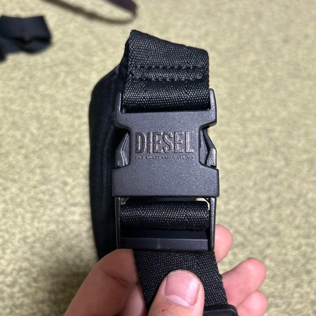 ディーゼル　ボディバッグ
