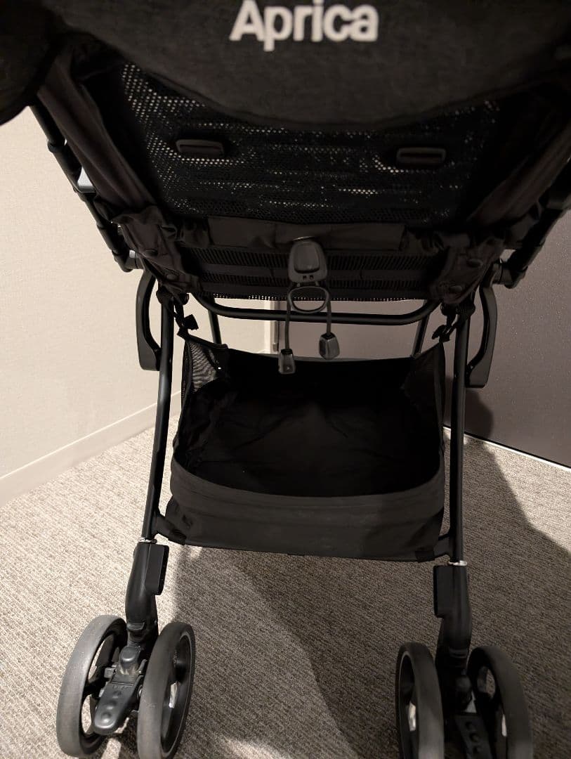 ラクーナクッションフリープラスAB　ブラックグレー　アップリカ　Aprica