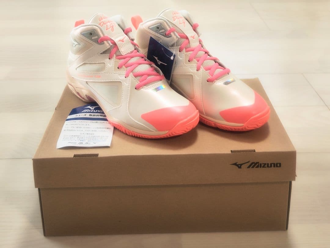 ミズノ フィットネス シューズ ウエーブダイバース LG5 23.5cm 新品