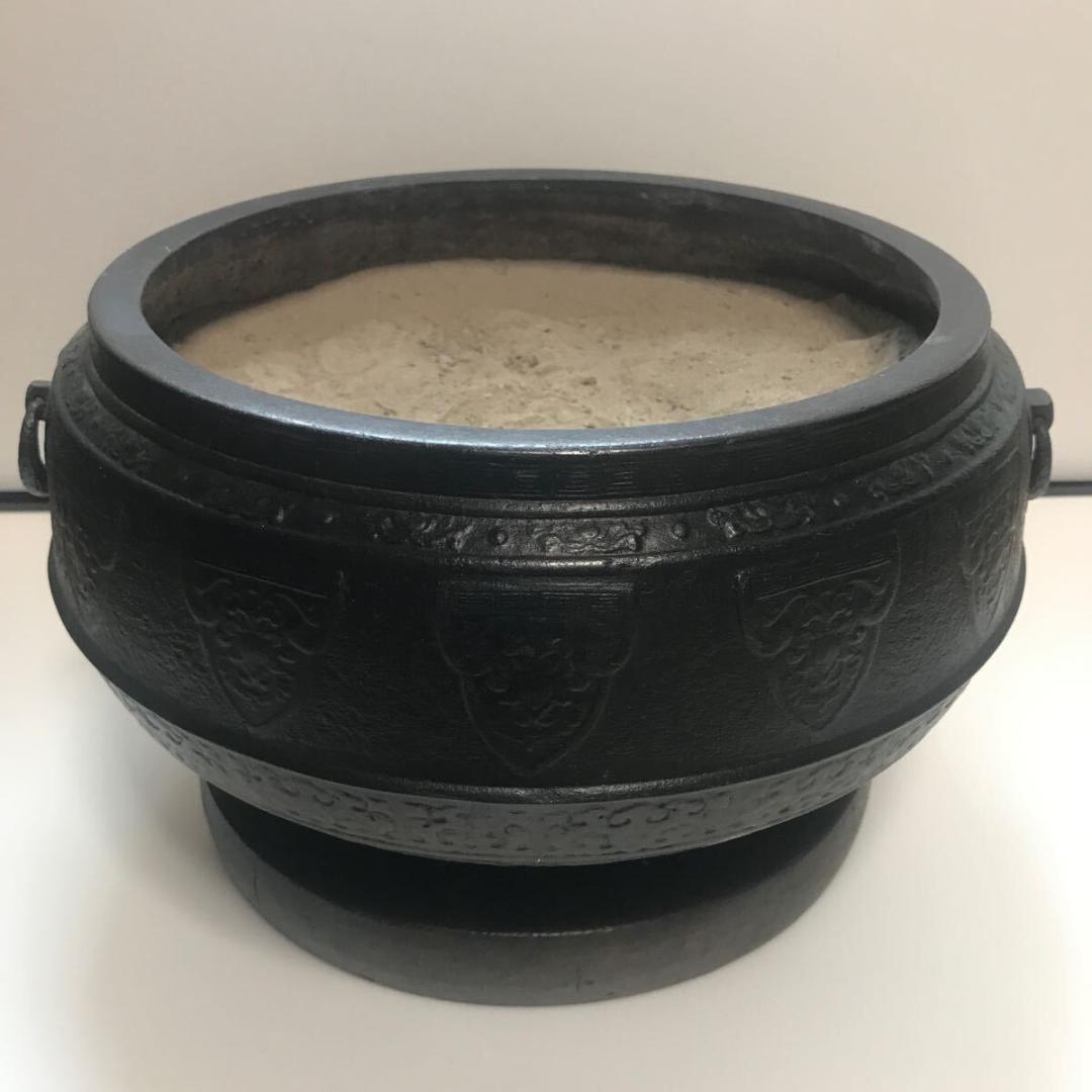 大型 伝統工芸 火鉢 骨董 饕餮紋 雷紋 紋様 彫刻 獣双耳 アンティーク