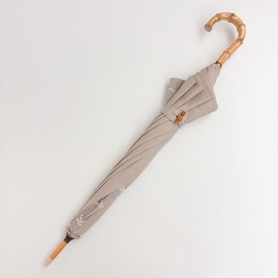 ★完成品★ミナペルホネン　タンバリン生地で仕立てた日傘（ベージュ×ホワイト）