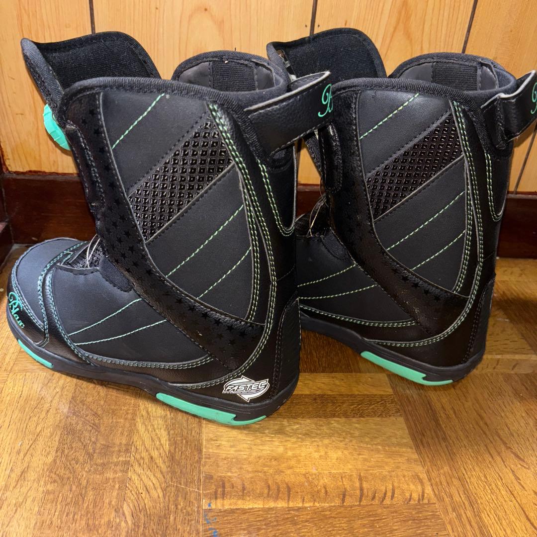 FASTECレディーススノーボードブーツ　BOA ダイヤル式　23．5