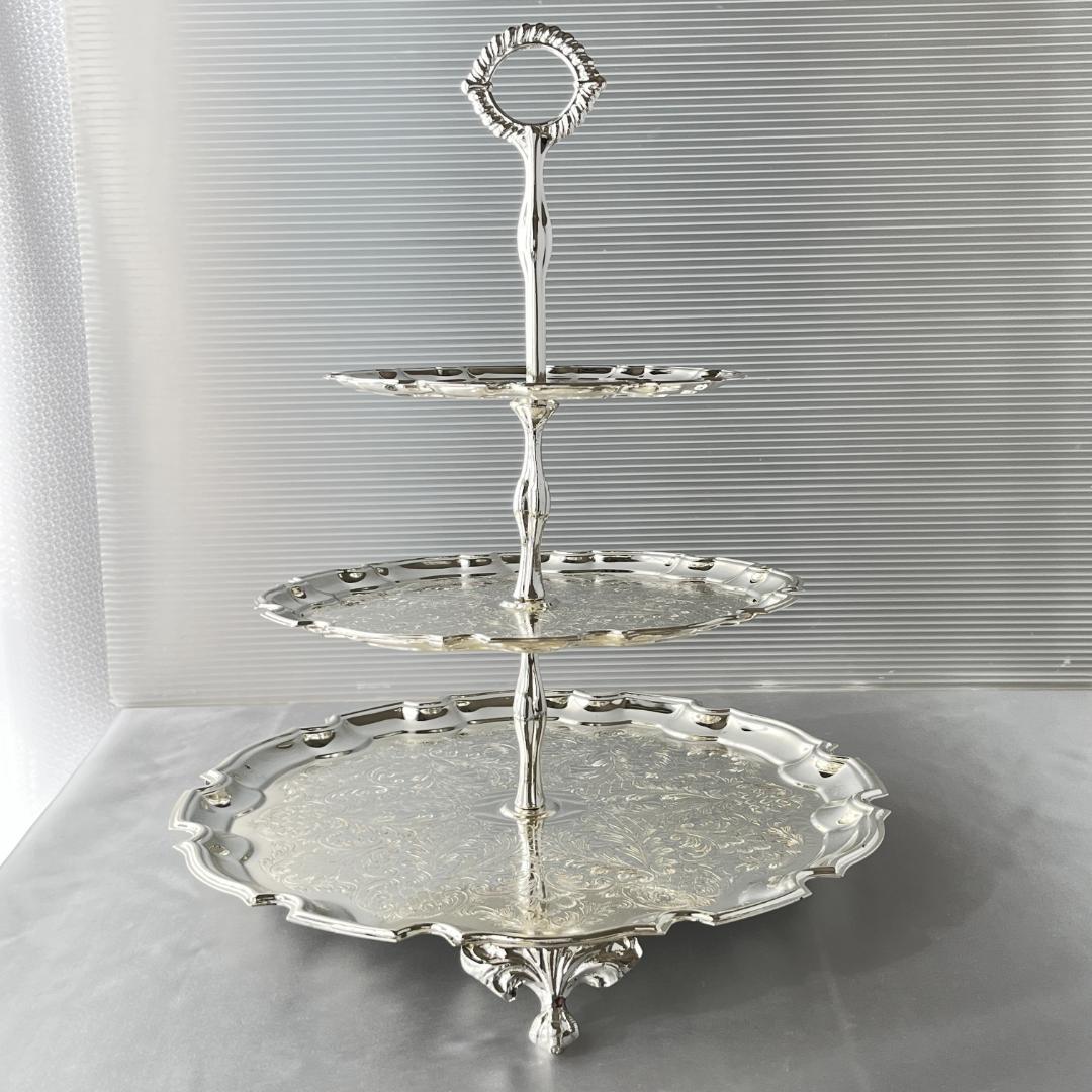 【QUEEN ANNE】 チッペンデールのケーキスタンド 3段