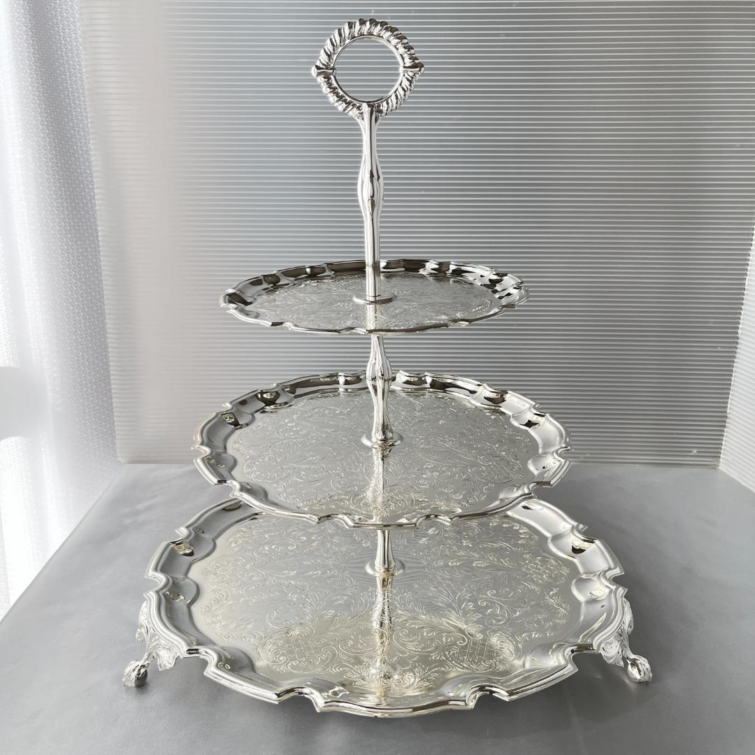 【QUEEN ANNE】 チッペンデールのケーキスタンド 3段