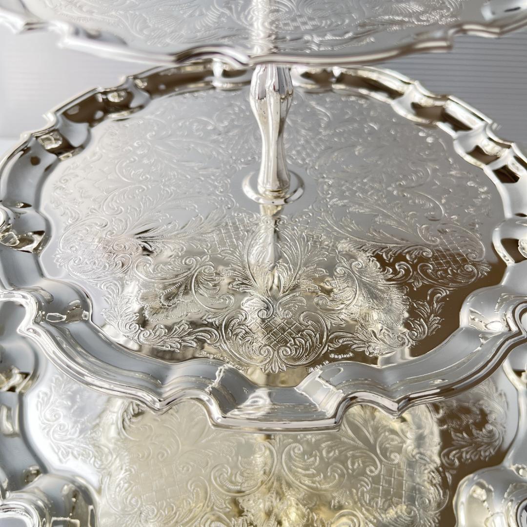 【QUEEN ANNE】 チッペンデールのケーキスタンド 3段