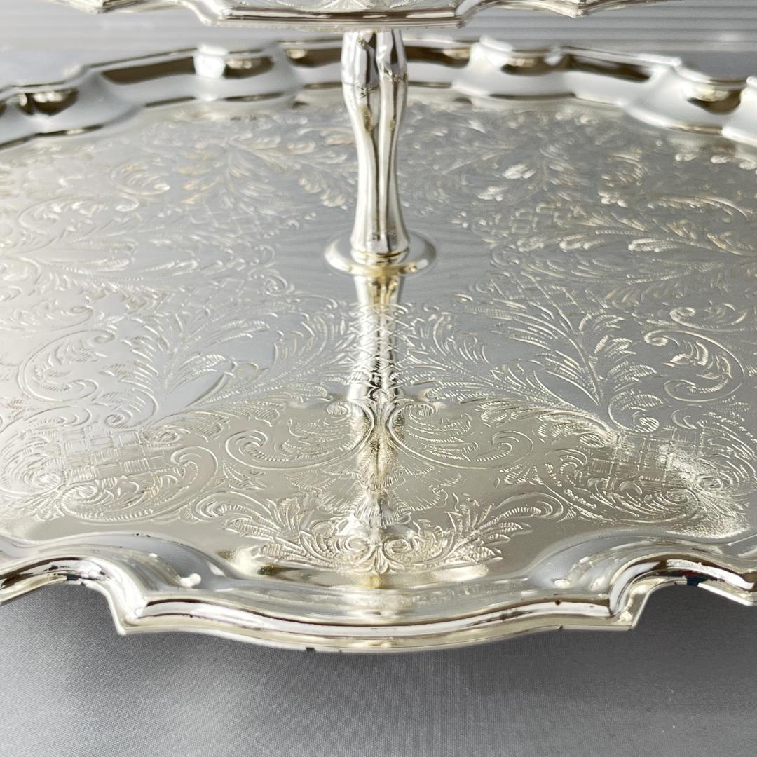 【QUEEN ANNE】 チッペンデールのケーキスタンド 3段