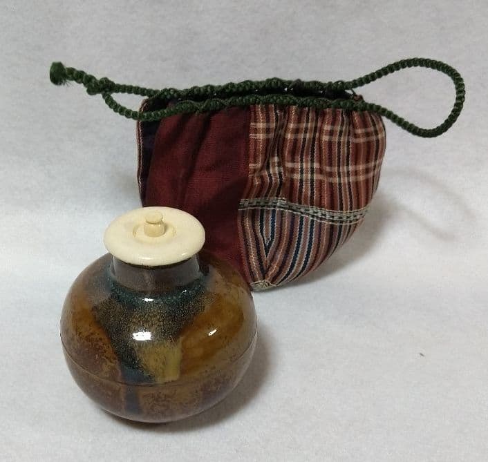 茶道具 高取 丸壺茶入 茶入 亀井楽山 味楽 仕覆 弥左衛門間道 西陣織