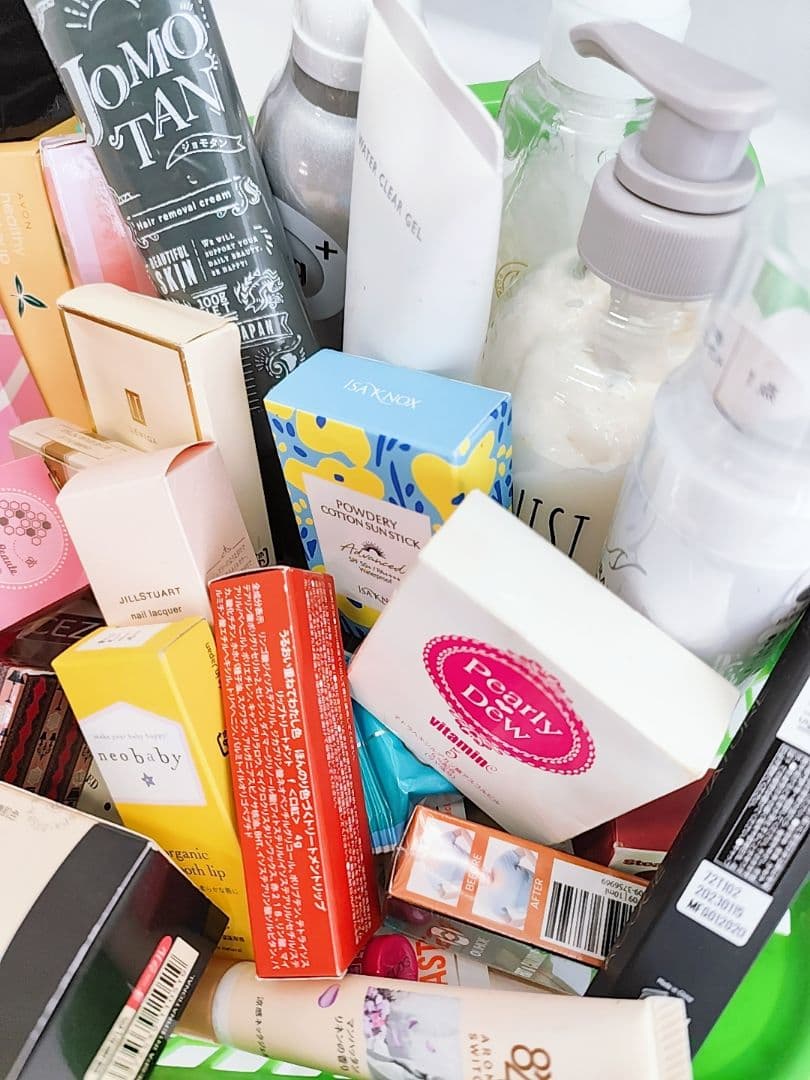 新品未使用　化粧品 基礎化粧 スキンケア　ヘアケア　コスメなど　大量まとめ売り