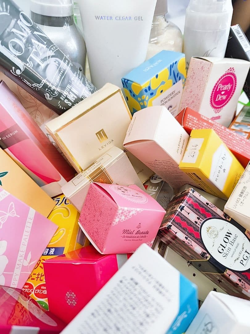 新品未使用　化粧品 基礎化粧 スキンケア　ヘアケア　コスメなど　大量まとめ売り