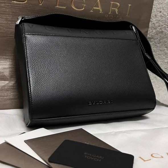 ✨完売品✨BVLGARI ブルガリ メッセンジャーバッグ 山下智久 総柄 レザー